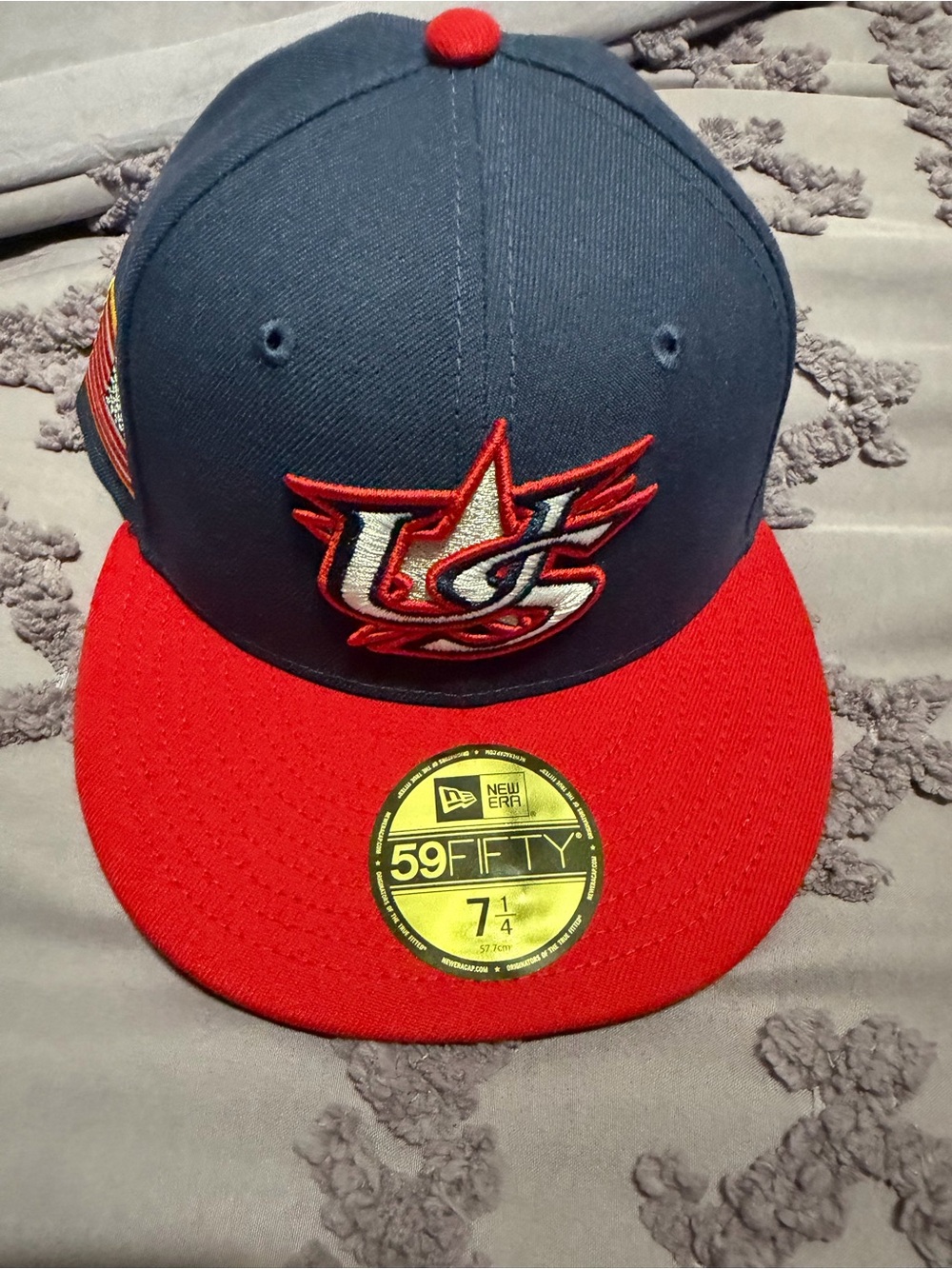New Era navy and red fitted 59FIFTY cap with embroidered US logo wbc